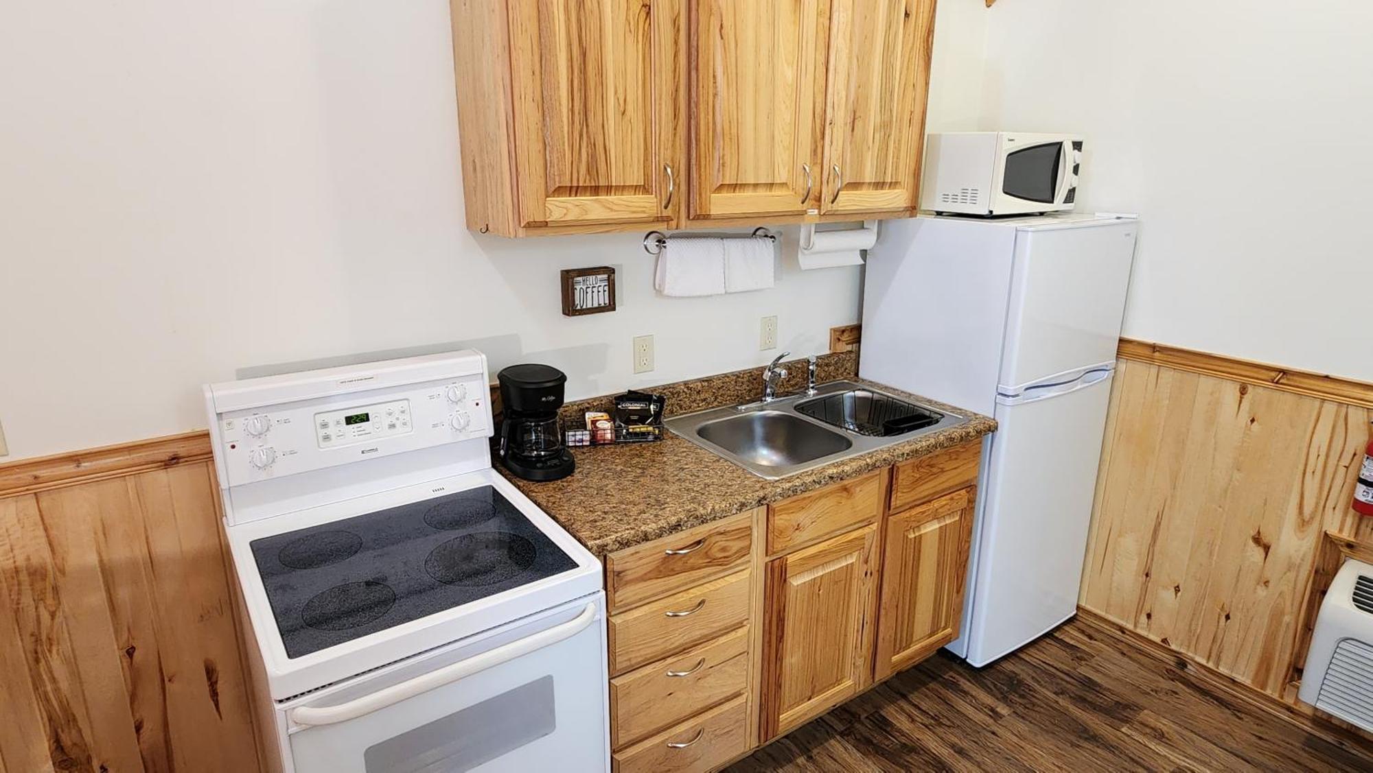 Beargrass Lodging & Rv Resort Hungry Horse Extérieur photo