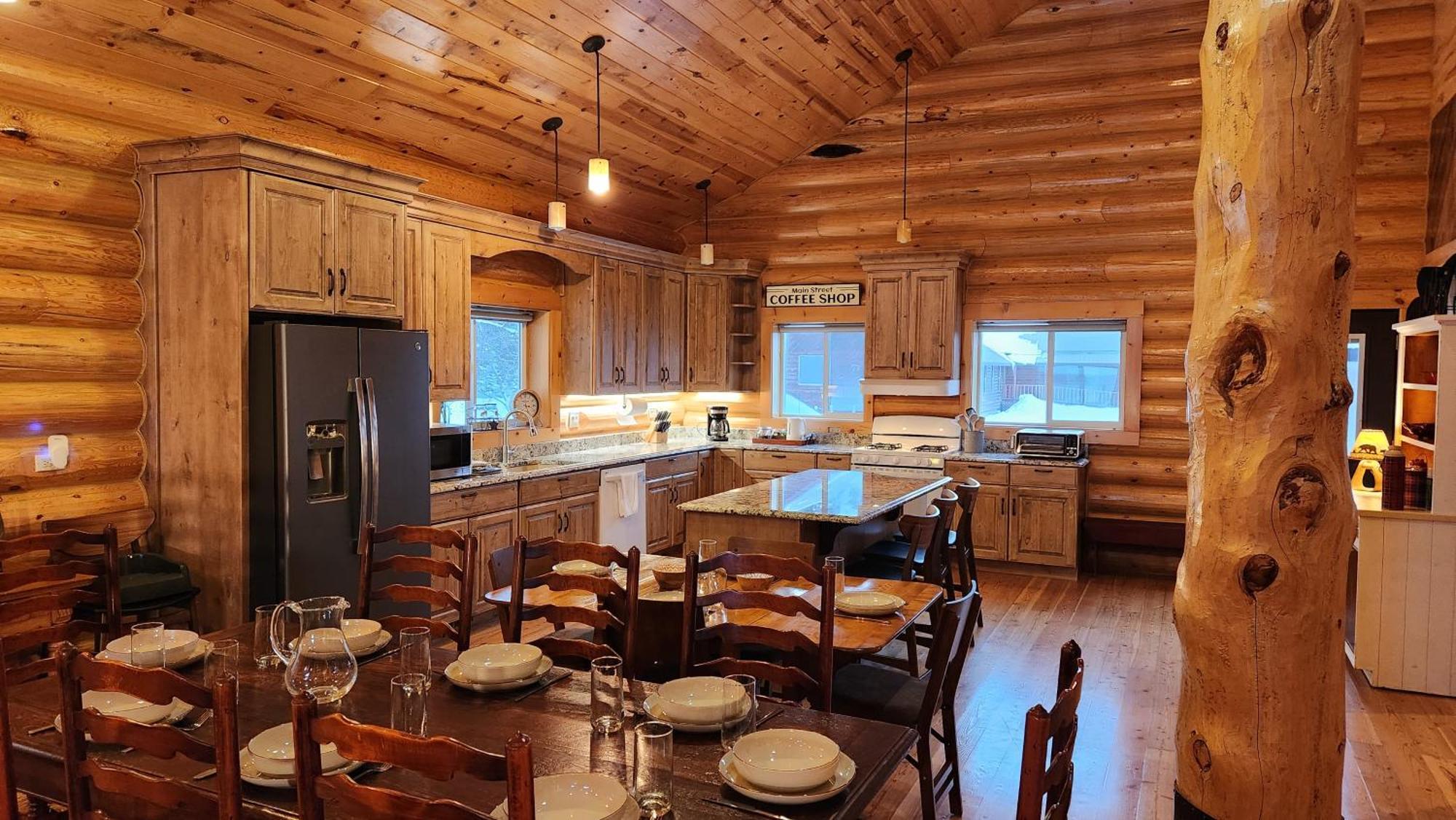 Beargrass Lodging & Rv Resort Hungry Horse Extérieur photo